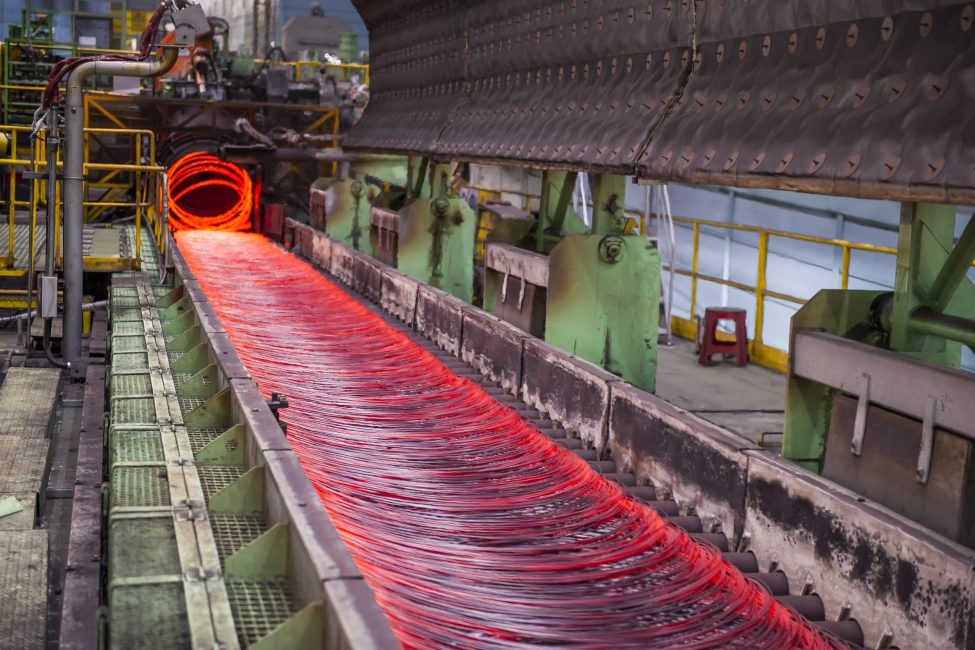 Primetals: Stahldrahtwalzwerk verkauft - im Bild ein Morgan-Stelmor-Kühlband in Betrieb.