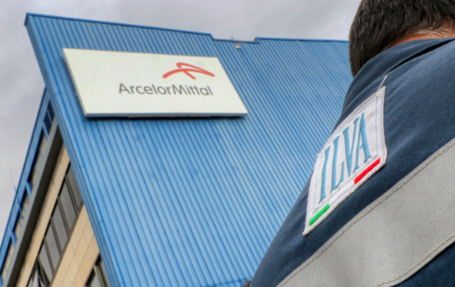 Das stahlwerk-szene-transformationsgipfel-aufruf Ilva in Tarent scheint gerettet (Symbolfoto)