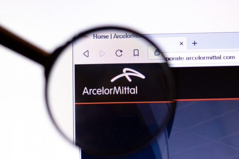 Website von ArcelorMittal – der Erzeuger stellt aufgrund der Energiepreise Anlagen ab