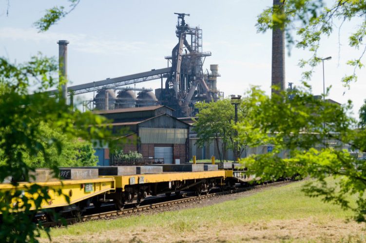 Die Dillinger Hüttenwerke, Unternehmen der Stahl-Holding-Saar