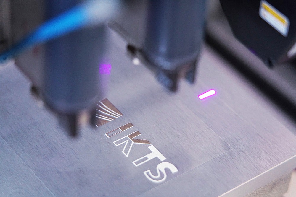 Multi Material Jetting 3DDruck von MultimaterialBauteilen stahleisen