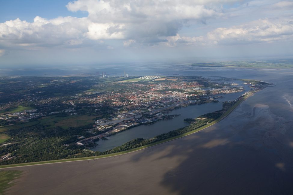 Die Salzgtter AG untersucht die Machbarkeit der „Eisenerz-Direktreduktion in Wilhelmshaven“. Quelle: Heide Pinkall/Shutterstock