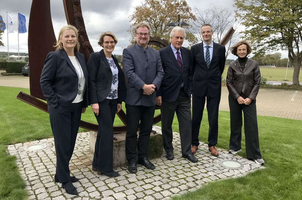 Vertreter der Franz-W. Aumund-Stiftung und HTW Berlin