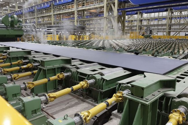 Erstes Blech auf neuer Anlage der Ilsenburger Grobblech GmbH