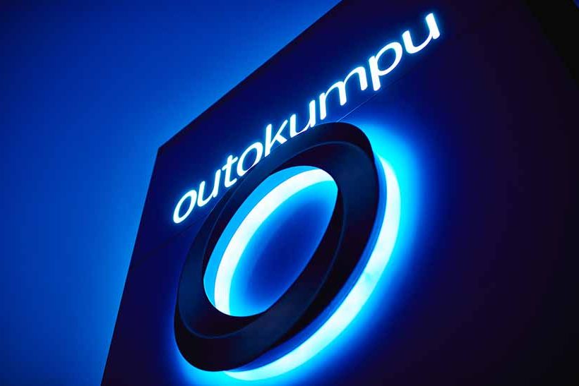 Outokumpu, Edelstahlspezialist mit Hauptsitz in Europa und Geschäft auch in Nordamerika – ein Restrukturierungsprogramm soll Geld und Stellen einsparen