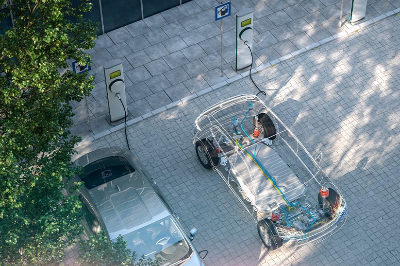 Transparentes Auto an Ladestation