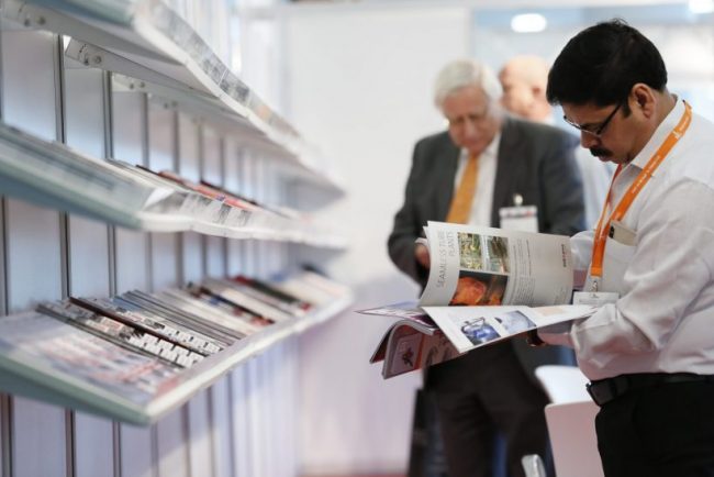 Symbolbild: Besucher der Messe Düsseldorf