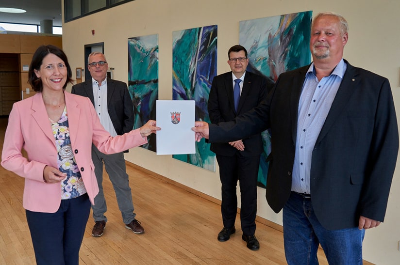 Projekt CarbonARA: Übergabe des Förderbescheids