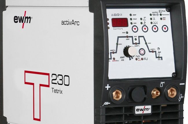 EWM Tetrix T 230 Schweißgerät, Symbol für Rechtssieg gegen Nachahmungen