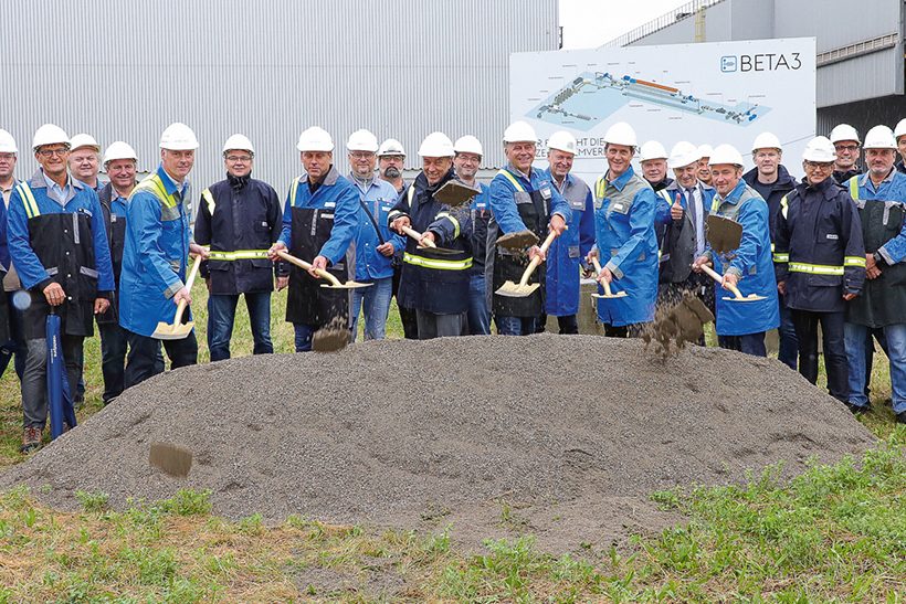 Voestalpine beim Spatenstich für Beta 3 – das Material kommt u.a. von Andritz