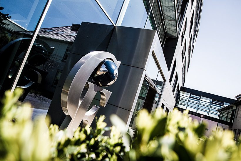 Cronimet-Verwaltung – Blick auf den Eingangbereich