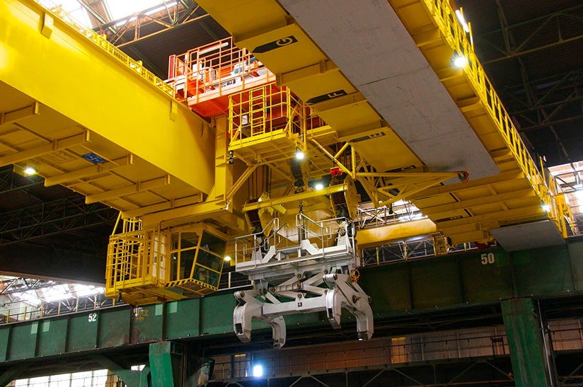 vollautomatische Brammenkrane von Danieli