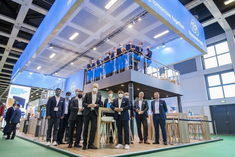 Auf der CWIEME stellt thyssenkrupp (hier de Messestand) Elektroband vor
