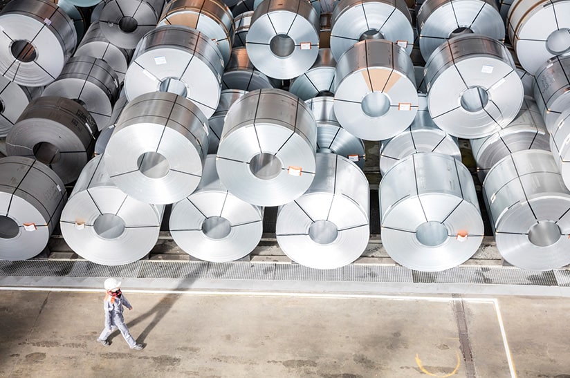 Das Bild zeigt ein Coillager bei der Salzgitter AG. Der Konzern verfügt auch über einen Geschäftsbereich Technologie.