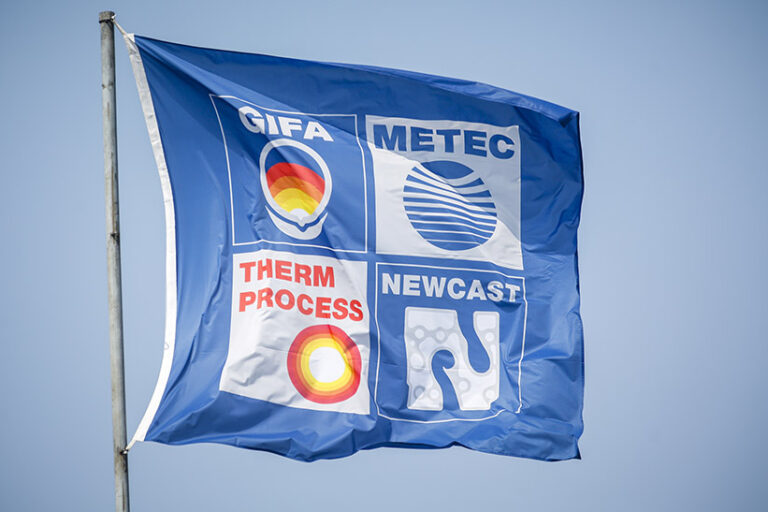 GMTN19_BL3802 Die „Bright World of Metals“ glänzt mit einem Rekordergebnis: Rund 2.360 Aussteller aus aller Welt präsentieren sich vom 25. bis 29. Juni auf den internationalen Leitmessen für Gießerei- und Metallurgietechnik, GIFA, METEC, THERMPROCESS und NEWCAST. Das Messequartett wird entscheidende Impulse für die weitere Marktentwicklung von Schlüsseltechnologien setzen, vor allem in den Kernfeldern Additive Manufacturing, Industrie 4.0 oder den großen Potenzialen durch die Automobil-Leichtbauweise. Excellent registration figures for the “Bright World of Metals”: about 2,360 exhibitors from all over the world will be showcasing their achievements at the leading international trade fairs for foundry and metallurgical technology GIFA, METEC, THERMPROCESS and NEWCAST from 25. to 29. June. The 4 trade fairs will be driving forces behind the ongoing market development of key technologies, above all in the core areas of additive manufacturing and Industry 4.0 or with respect to the tremendous potential offered by lightweight structures in the automotive industry.