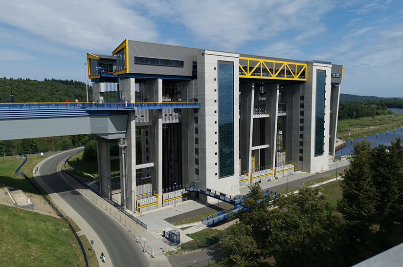 Schiffshebewerk Niederfinow web Für Europas größtes Schiffshebewerk lieferte Dillinger rund 5.500 Tonnen Grobblech