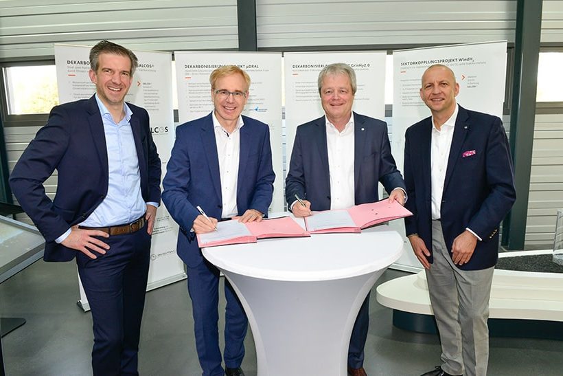 Vertragsunterzeichnung zwischen Miele und Salzgitter Flachstahl