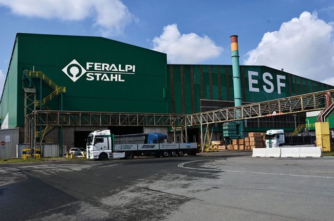 Ein Teil des Werksgeländes von FERALPI STAHL in Riesa.