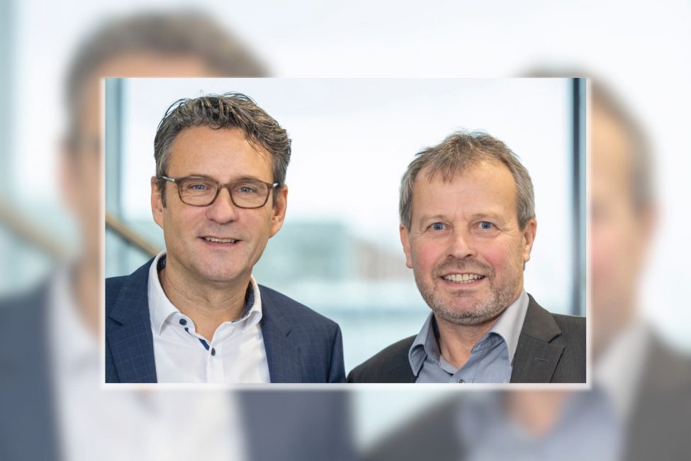 Das Bild zweigt zwei die Köpfe und Teile des Oberkörpers von zwei weißen Männern mittleren Alters. Es sind Dr. Matthias Kozariszczuk (links) und Michael Hensmann (rechts), die neuen Geschäftsführer am VDEh-Betriebsforschungsinstitut.