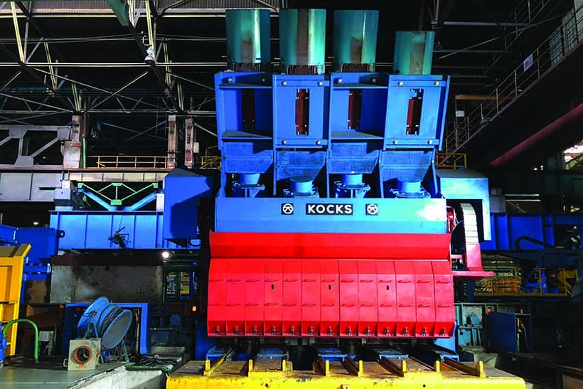 Das Bild zeigt eine technische Anlage in blau und rot: einen RSB 500++/4 in 5.0 Design, wie ihn auch Sanming bestellt hat.