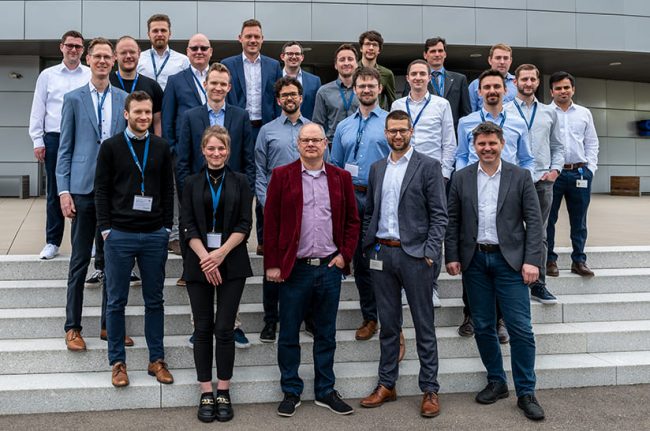 Das Bild zeigt die Partner des Projekts „ENLARGE“, an dem sich auch Mitarbeiter der Schuler Group einbringen.