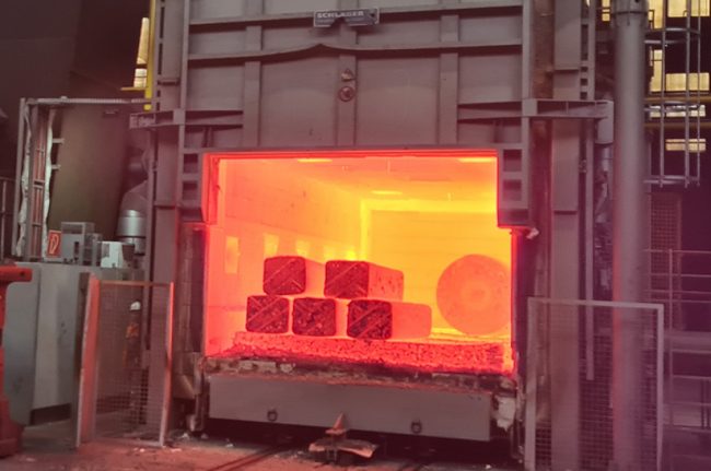 Foto Schmiedeofen Krefeld (web) Schmiedeofen bei Deutsche Edelstahlwerke (ein Unternehmen der Swiss Steel Group) in Krefeld