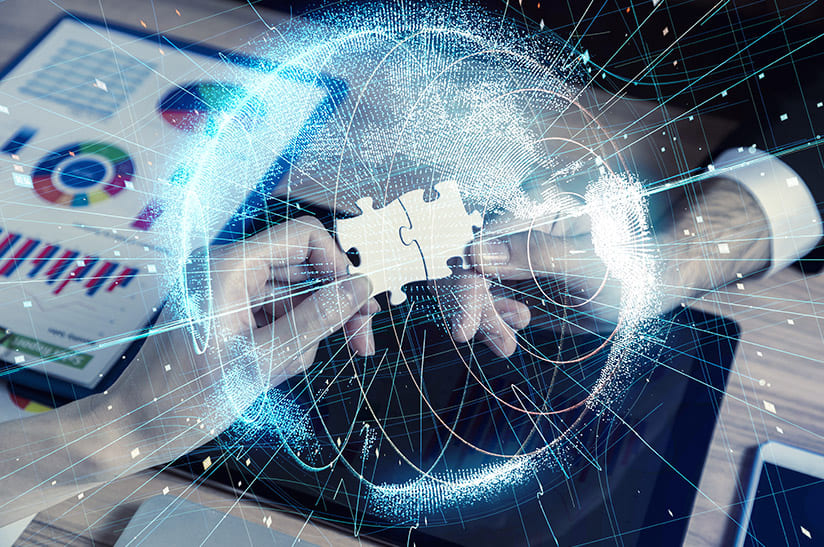 shutterstock_796863820 (web) Die SHS - Stahl Holding Saar hat die Dillinger Hafen-Umschlagsgesellschaft mbH übernommen. Das Bild zeigt eine dazu passende Collage, in deren Mittelpunkt zwei Puzzleteile zusammengefügt werden.