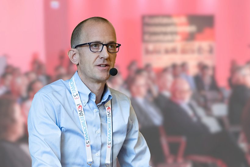 Das Bild zeigt Dr. Till Schneiders. Im Interview mit stahl + eisen spricht er über den HärtereiKongress und die Steel 3d-zahnraeder-paul-wurth-trockenreformierungstechnologie.