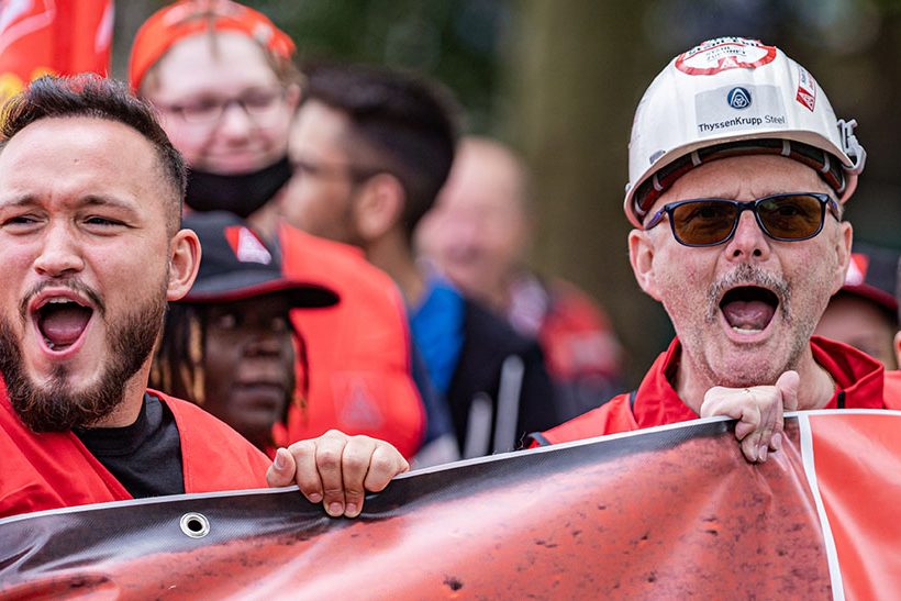 Mitglieder der IG Metall bei einem Streik