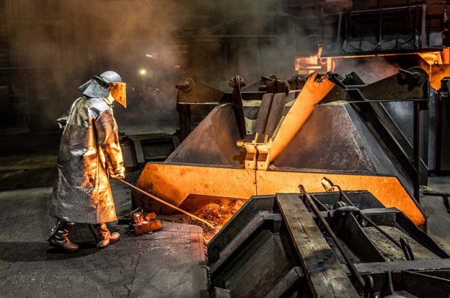 Probenentnahme an einem Hochofen der Salzgitter AG