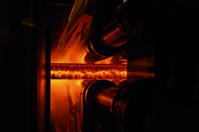 Für den Strangguss hat Primetals Technologies hat eine Lösung zur Optimierung des Prozesses entwickelt, bei der Abstand und Durchmesser der Rollen bereits vor der Inbetriebnahme der Anlage angepasst werden können.