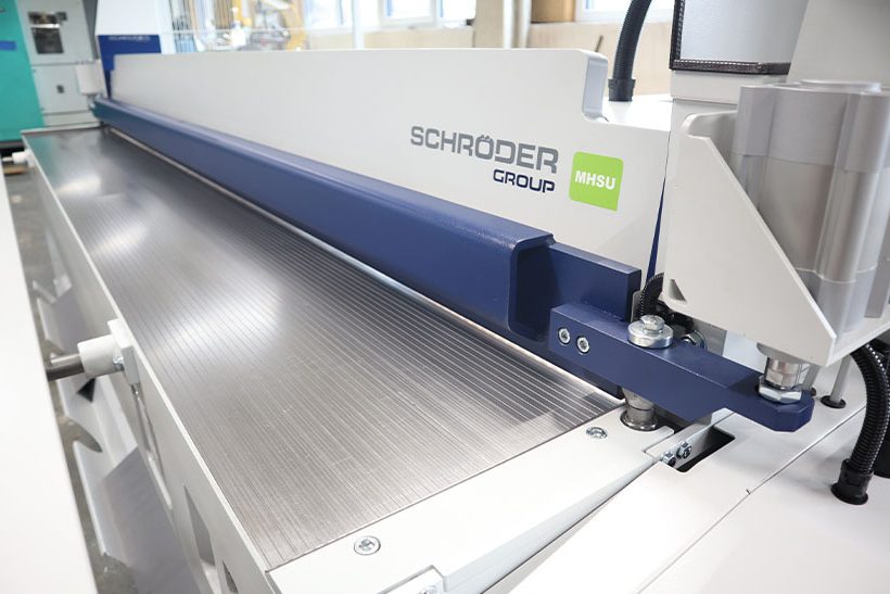 Motortafelschere MHSU von Schröder Maschinenbau