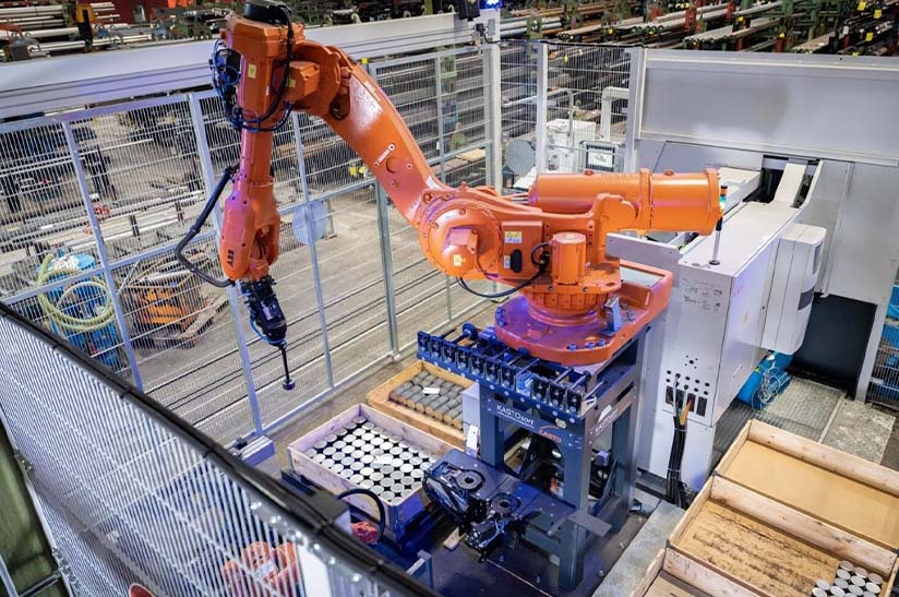 Schnellkreissäge mit Roboteranbindung bei Günther + Schramm