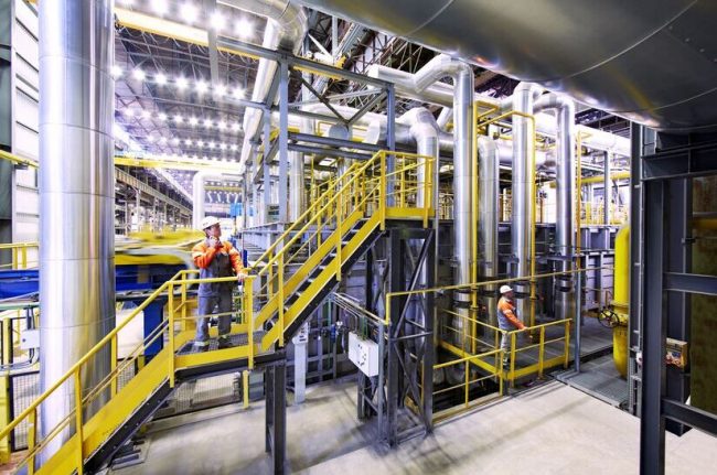 Auf dem Foto ist der Hubbfalkenofen von ArcelorMittal in Duisburg zu sehen.