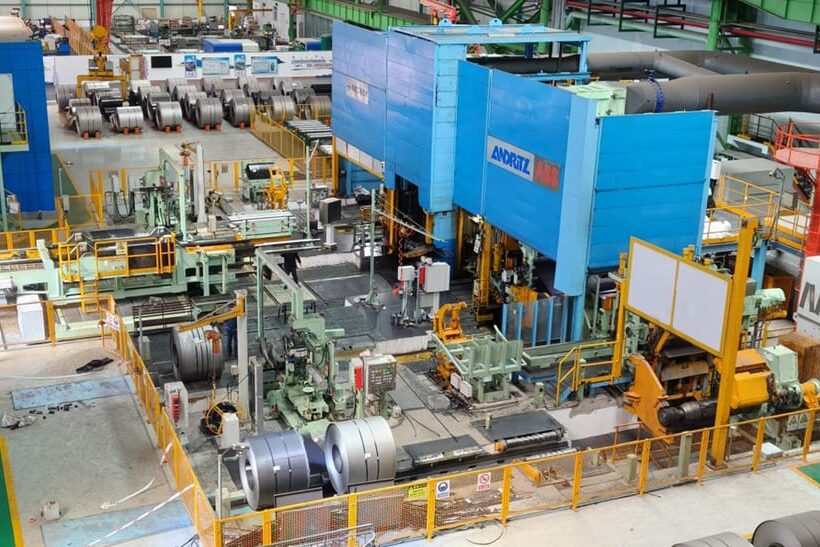 Die S6 High cold rolling mill von Andritz bei Xichang