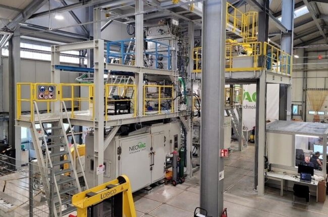 Die Vakuumbeschichtung ermöglicht den Erhalt der Materialeigenschaften, da keine thermische Beeinflussung während der Beschichtung stattfindet.