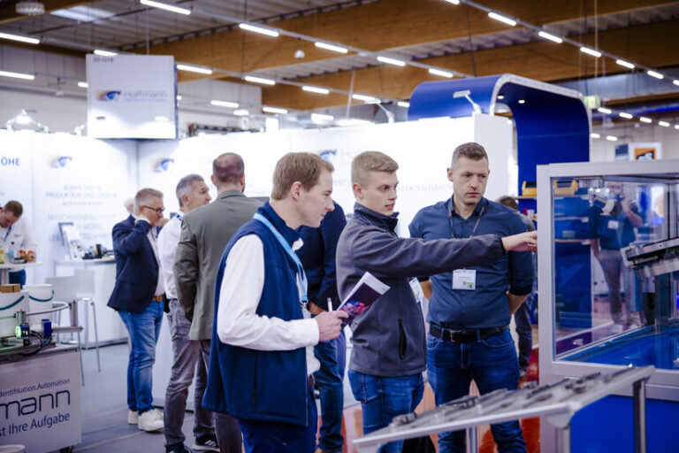 FMB2025_PI02-Bild_web Die 20. FMB – Fachmesse für Maschinenbau findet vom 4. bis 6. November 2025 im Messezentrum Bad Salzuflen statt.
