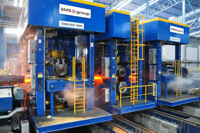 Compact Cartridge Stand (CCS) im Schwerprofilwalzwerk von SULB in Bahrain, geliefert im Rahmen des Greenfield-Minimill-Projekts von SMS group und Yamato Steel