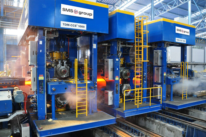 Compact Cartridge Stand (CCS) im Schwerprofilwalzwerk von SULB in Bahrain, geliefert im Rahmen des Greenfield-Minimill-Projekts von SMS group und Yamato Steel