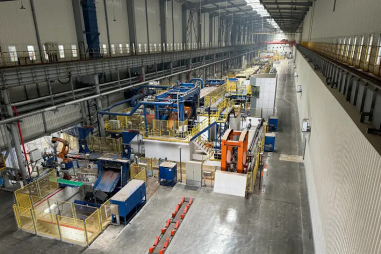 The-push-pull-pickling-line-PPPL-from-Primetals-Technologies-is-now-operational-at-HBIS-Tangsteel_web Die Schubbeizanlage (PPPL) von Primetals Technologies ist nun bei HBIS Tangsteel in Betrieb.