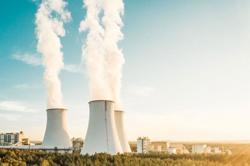 Kraftwerksrohre von Schoeller tragen in Kraftwerken wie dem abgebildeten zur Energieumwandlung bei